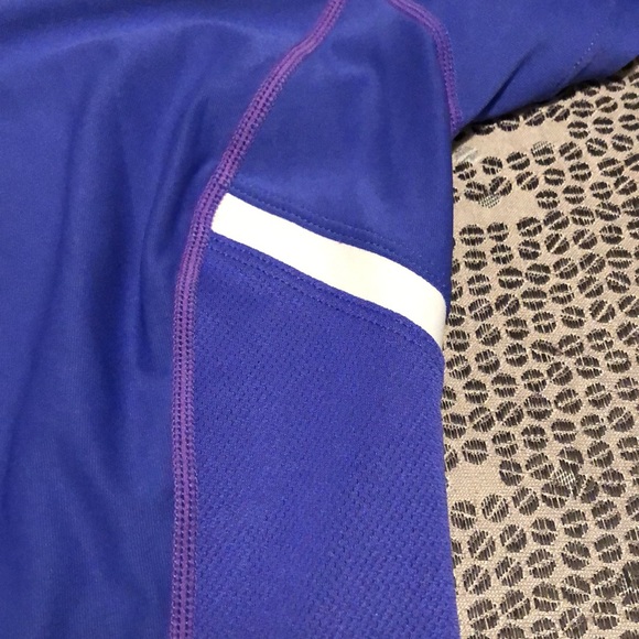 Nike Beautiful Purple V Neck Short Sleeve Top - Picture 3 of 7